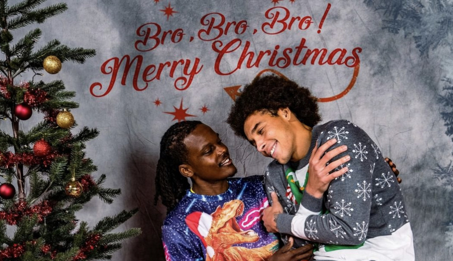 Diables Rouges Et Kids Les Diables Rouges sortent leurs cartes de Noël! • FUN Radio