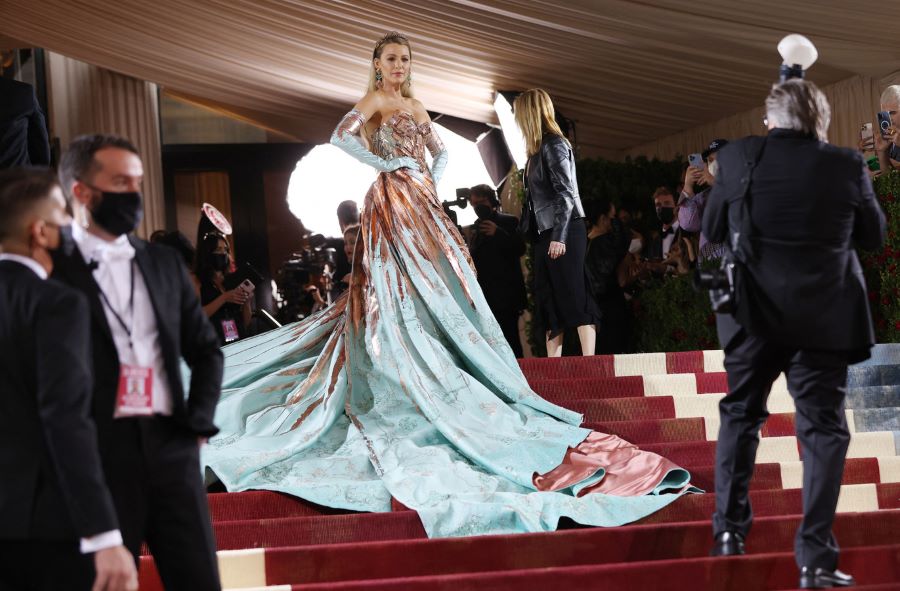 Notre top 5 des meilleures tenues du Met Gala 2022 • Fun Radio
